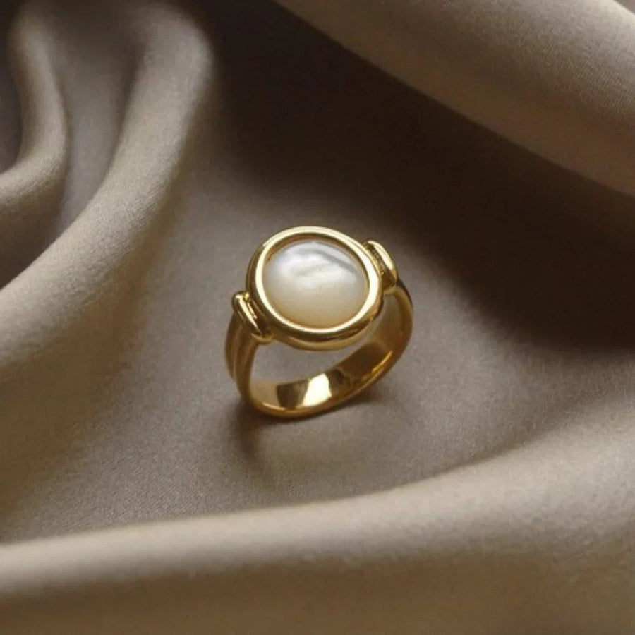 Lena | Elegant Pearl Ring