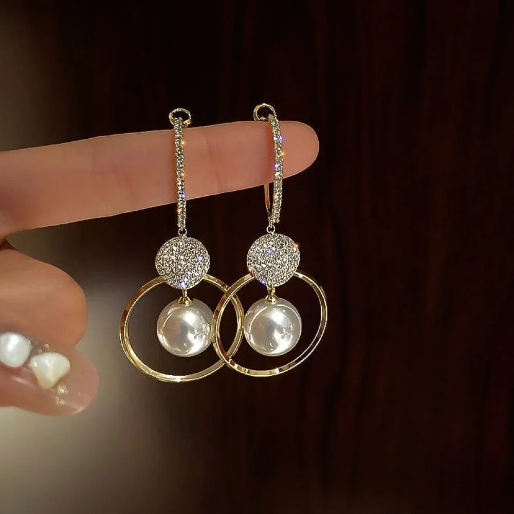 Xavia | Elegant Earrings with Cultured Pearls and Sparkling Zircons