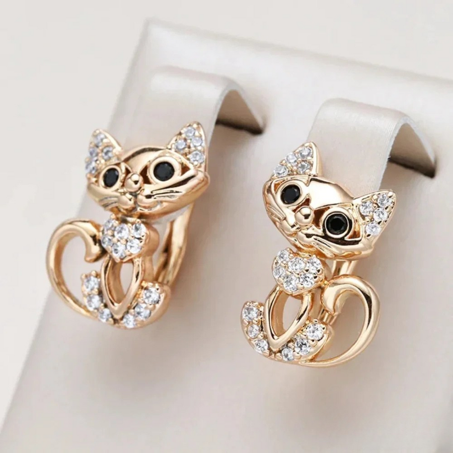 Gwen | Elegant Zirconia Cat Earrings