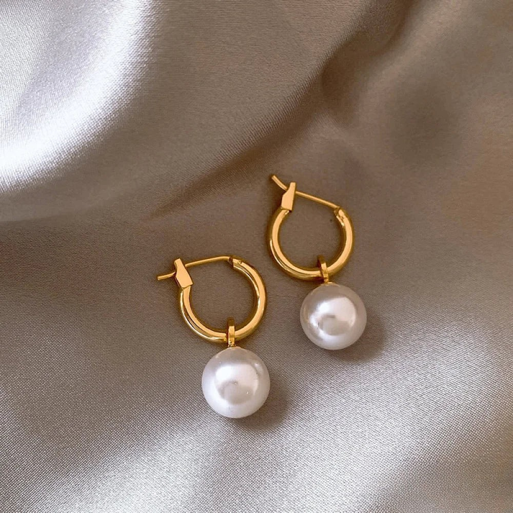Mina | Elegant Earrings with Golden Pearls