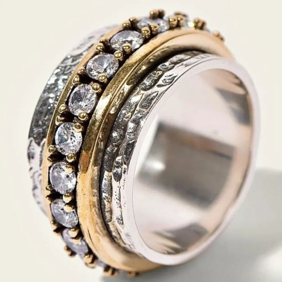 Odele | Retro Ring with Inlaid Stones